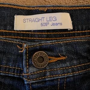Levi’s straight leg 506 jeans size 12M